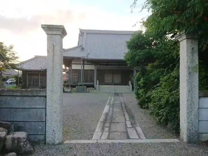 光照寺の山門・神門