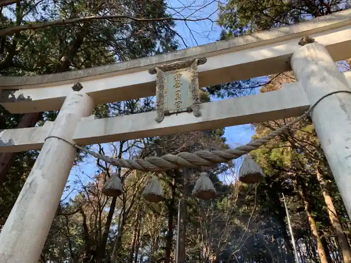 宝登山神社奥宮の鳥居