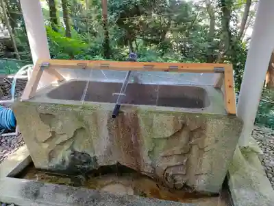 宇氣比神社の手水舎