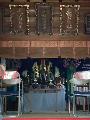 尾曳稲荷神社の本殿・本堂