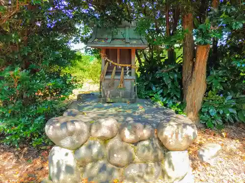 神明社（両寺内）の末社