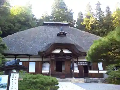 常楽寺の本殿・本堂