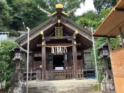 新羽杉山神社の本殿・本堂
