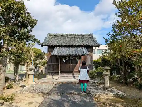 天神社の本殿