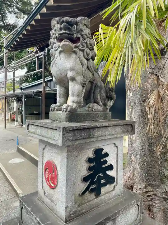 須賀神社の{uncategorized: "未分類", other: "その他", undefined: "問題あり", building: "その他建物", grave: "お墓", sacred_gate: "鳥居", guardian: "狛犬", statue: "像", buddha: "仏像", history: "歴史", nature: "自然", garden: "庭園", animal: "動物", pagoda: "塔", temizu: "手水舎", mountain_gate: "山門・神門", sanctuary: "本殿・本堂", subordinate: "末社・摂社", art: "芸術", scenery: "景色", jizo: "地蔵", ema: "絵馬", goshuin: "御朱印", omikuji: "おみくじ", items: "授与品その他", amulet: "お守り", goshuincho: "御朱印帳", eats: "食事", festival: "お祭り", votive_dance: "神楽", shichigosan: "七五三参", wedding: "結婚式", experience: "体験その他", initially: "初詣", around: "周辺", anti_infection: "感染症対策"}
