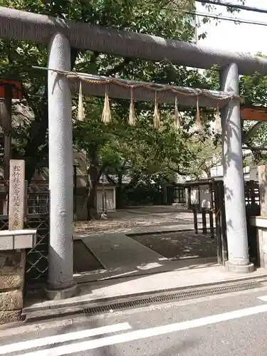 御津八幡宮の鳥居