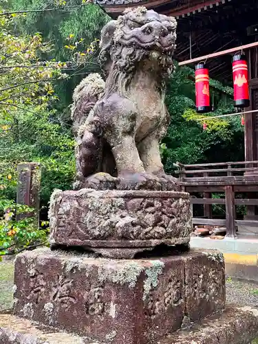 岡太神社の狛犬