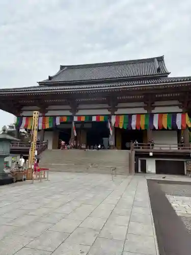 西新井大師総持寺の{uncategorized: "未分類", other: "その他", undefined: "問題あり", building: "その他建物", grave: "お墓", sacred_gate: "鳥居", guardian: "狛犬", statue: "像", buddha: "仏像", history: "歴史", nature: "自然", garden: "庭園", animal: "動物", pagoda: "塔", temizu: "手水舎", mountain_gate: "山門・神門", sanctuary: "本殿・本堂", subordinate: "末社・摂社", art: "芸術", scenery: "景色", jizo: "地蔵", ema: "絵馬", goshuin: "御朱印", omikuji: "おみくじ", items: "授与品その他", amulet: "お守り", goshuincho: "御朱印帳", eats: "食事", festival: "お祭り", votive_dance: "神楽", shichigosan: "七五三参", wedding: "結婚式", experience: "体験その他", initially: "初詣", around: "周辺", anti_infection: "感染症対策"}