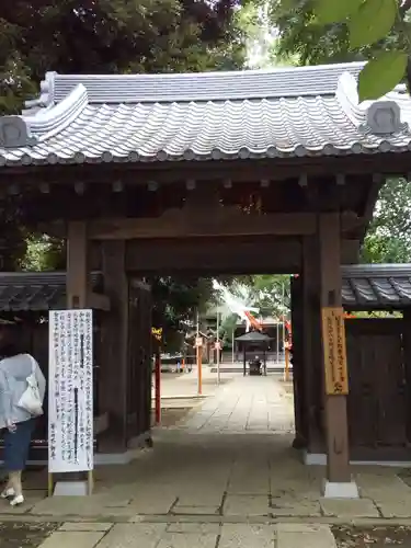 明王院（満願寺別院）の山門