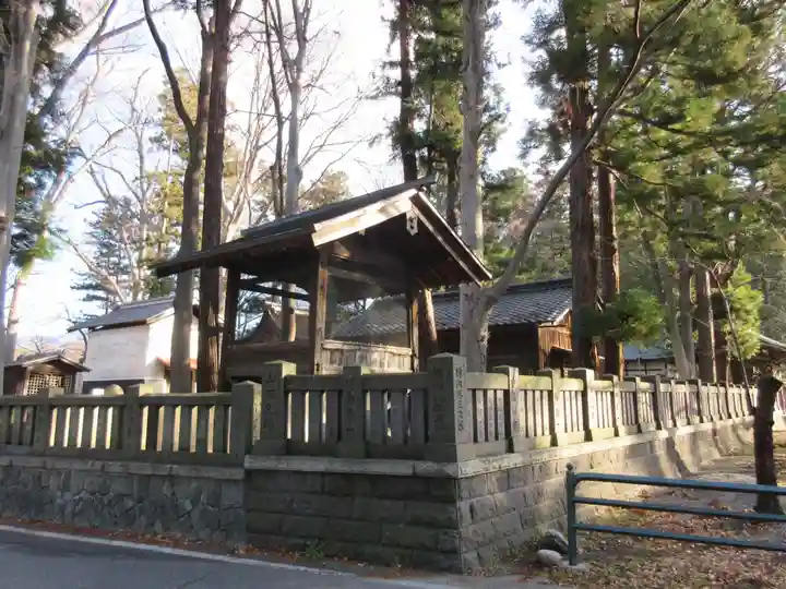 筑摩神社のその他建物