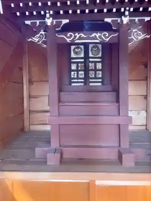 白鳥稲荷大明神の{uncategorized: "未分類", other: "その他", undefined: "問題あり", building: "その他建物", grave: "お墓", sacred_gate: "鳥居", guardian: "狛犬", statue: "像", buddha: "仏像", history: "歴史", nature: "自然", garden: "庭園", animal: "動物", pagoda: "塔", temizu: "手水舎", mountain_gate: "山門・神門", sanctuary: "本殿・本堂", subordinate: "末社・摂社", art: "芸術", scenery: "景色", jizo: "地蔵", ema: "絵馬", goshuin: "御朱印", omikuji: "おみくじ", items: "授与品その他", amulet: "お守り", goshuincho: "御朱印帳", eats: "食事", festival: "お祭り", votive_dance: "神楽", shichigosan: "七五三参", wedding: "結婚式", experience: "体験その他", initially: "初詣", around: "周辺", anti_infection: "感染症対策"}