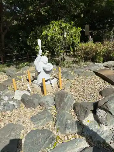 櫻木神社の{uncategorized: "未分類", other: "その他", undefined: "問題あり", building: "その他建物", grave: "お墓", sacred_gate: "鳥居", guardian: "狛犬", statue: "像", buddha: "仏像", history: "歴史", nature: "自然", garden: "庭園", animal: "動物", pagoda: "塔", temizu: "手水舎", mountain_gate: "山門・神門", sanctuary: "本殿・本堂", subordinate: "末社・摂社", art: "芸術", scenery: "景色", jizo: "地蔵", ema: "絵馬", goshuin: "御朱印", omikuji: "おみくじ", items: "授与品その他", amulet: "お守り", goshuincho: "御朱印帳", eats: "食事", festival: "お祭り", votive_dance: "神楽", shichigosan: "七五三参", wedding: "結婚式", experience: "体験その他", initially: "初詣", around: "周辺", anti_infection: "感染症対策"}