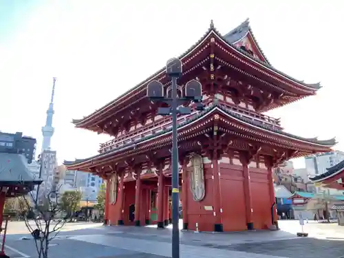 浅草寺の山門