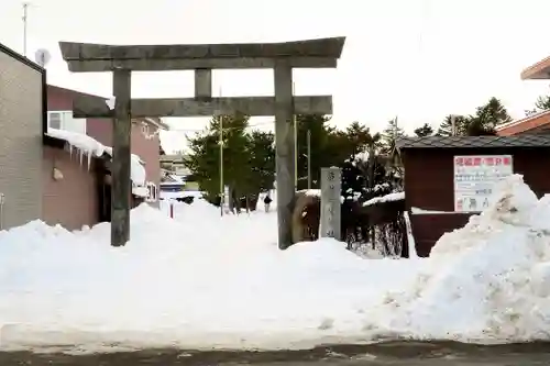 鹿部稲荷神社の鳥居