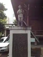 鐵砲洲稲荷神社の像