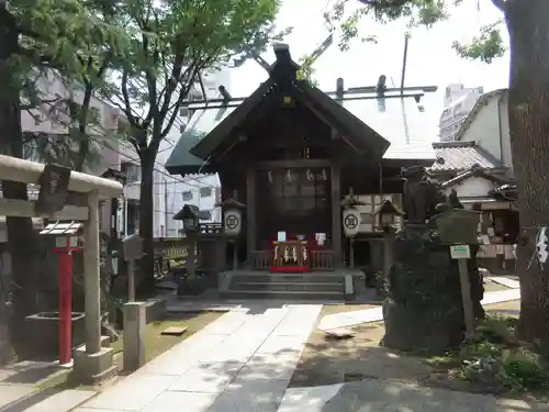三島神社の本殿・本堂