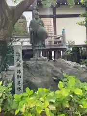 永明寺の像