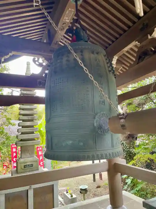 徳蔵院の{uncategorized: "未分類", other: "その他", undefined: "問題あり", building: "その他建物", grave: "お墓", sacred_gate: "鳥居", guardian: "狛犬", statue: "像", buddha: "仏像", history: "歴史", nature: "自然", garden: "庭園", animal: "動物", pagoda: "塔", temizu: "手水舎", mountain_gate: "山門・神門", sanctuary: "本殿・本堂", subordinate: "末社・摂社", art: "芸術", scenery: "景色", jizo: "地蔵", ema: "絵馬", goshuin: "御朱印", omikuji: "おみくじ", items: "授与品その他", amulet: "お守り", goshuincho: "御朱印帳", eats: "食事", festival: "お祭り", votive_dance: "神楽", shichigosan: "七五三参", wedding: "結婚式", experience: "体験その他", initially: "初詣", around: "周辺", anti_infection: "感染症対策"}