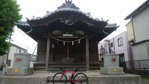 本行徳八幡神社の本殿・本堂