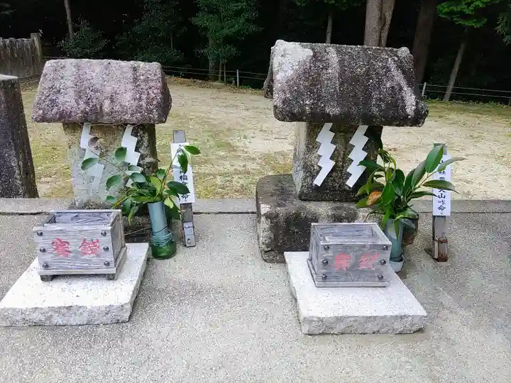 石作神社の末社・摂社