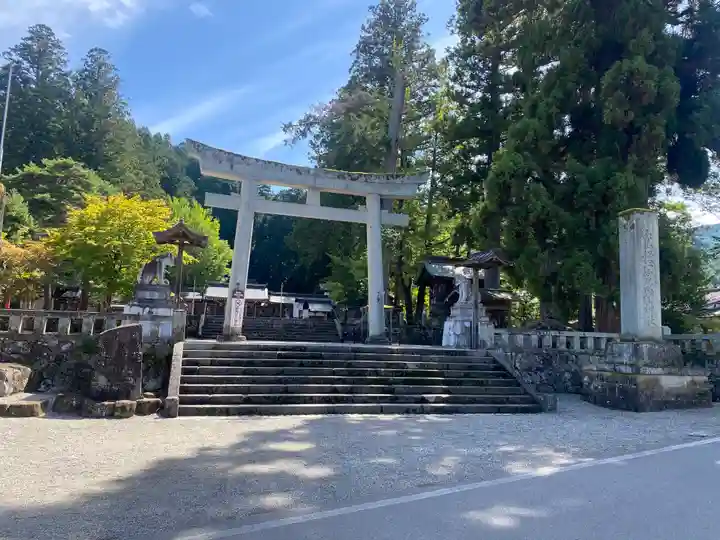 飛驒一宮水無神社(岐阜県)