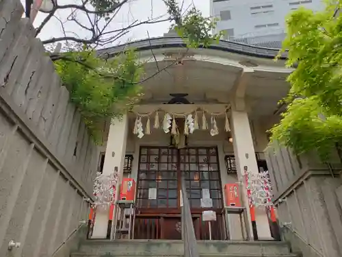 綱敷天神社御旅社の本殿