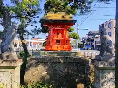 伏見稲荷大明神の本殿・本堂