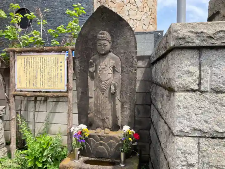 真福寺の{uncategorized: "未分類", other: "その他", undefined: "問題あり", building: "その他建物", grave: "お墓", sacred_gate: "鳥居", guardian: "狛犬", statue: "像", buddha: "仏像", history: "歴史", nature: "自然", garden: "庭園", animal: "動物", pagoda: "塔", temizu: "手水舎", mountain_gate: "山門・神門", sanctuary: "本殿・本堂", subordinate: "末社・摂社", art: "芸術", scenery: "景色", jizo: "地蔵", ema: "絵馬", goshuin: "御朱印", omikuji: "おみくじ", items: "授与品その他", amulet: "お守り", goshuincho: "御朱印帳", eats: "食事", festival: "お祭り", votive_dance: "神楽", shichigosan: "七五三参", wedding: "結婚式", experience: "体験その他", initially: "初詣", around: "周辺", anti_infection: "感染症対策"}
