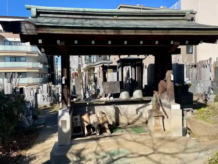 宝城寺の{uncategorized: "未分類", other: "その他", undefined: "問題あり", building: "その他建物", grave: "お墓", sacred_gate: "鳥居", guardian: "狛犬", statue: "像", buddha: "仏像", history: "歴史", nature: "自然", garden: "庭園", animal: "動物", pagoda: "塔", temizu: "手水舎", mountain_gate: "山門・神門", sanctuary: "本殿・本堂", subordinate: "末社・摂社", art: "芸術", scenery: "景色", jizo: "地蔵", ema: "絵馬", goshuin: "御朱印", omikuji: "おみくじ", items: "授与品その他", amulet: "お守り", goshuincho: "御朱印帳", eats: "食事", festival: "お祭り", votive_dance: "神楽", shichigosan: "七五三参", wedding: "結婚式", experience: "体験その他", initially: "初詣", around: "周辺", anti_infection: "感染症対策"}