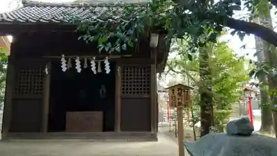 市原稲荷神社の末社・摂社