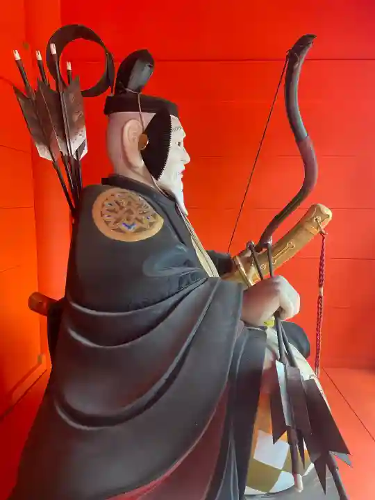 穴八幡宮の{uncategorized: "未分類", other: "その他", undefined: "問題あり", building: "その他建物", grave: "お墓", sacred_gate: "鳥居", guardian: "狛犬", statue: "像", buddha: "仏像", history: "歴史", nature: "自然", garden: "庭園", animal: "動物", pagoda: "塔", temizu: "手水舎", mountain_gate: "山門・神門", sanctuary: "本殿・本堂", subordinate: "末社・摂社", art: "芸術", scenery: "景色", jizo: "地蔵", ema: "絵馬", goshuin: "御朱印", omikuji: "おみくじ", items: "授与品その他", amulet: "お守り", goshuincho: "御朱印帳", eats: "食事", festival: "お祭り", votive_dance: "神楽", shichigosan: "七五三参", wedding: "結婚式", experience: "体験その他", initially: "初詣", around: "周辺", anti_infection: "感染症対策"}