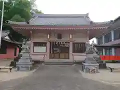 白鳥神社の本殿