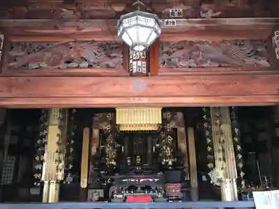 摩尼寺の本殿・本堂