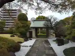 良泉寺の山門