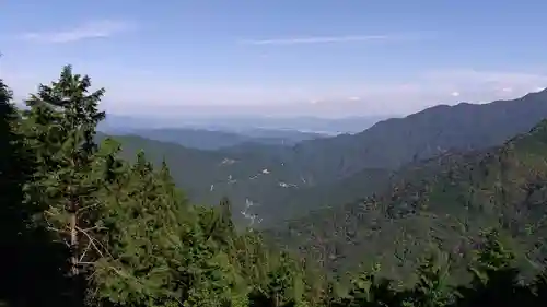 三峯神社の景色