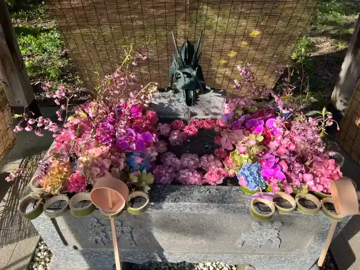 錦山天満宮の{uncategorized: "未分類", other: "その他", undefined: "問題あり", building: "その他建物", grave: "お墓", sacred_gate: "鳥居", guardian: "狛犬", statue: "像", buddha: "仏像", history: "歴史", nature: "自然", garden: "庭園", animal: "動物", pagoda: "塔", temizu: "手水舎", mountain_gate: "山門・神門", sanctuary: "本殿・本堂", subordinate: "末社・摂社", art: "芸術", scenery: "景色", jizo: "地蔵", ema: "絵馬", goshuin: "御朱印", omikuji: "おみくじ", items: "授与品その他", amulet: "お守り", goshuincho: "御朱印帳", eats: "食事", festival: "お祭り", votive_dance: "神楽", shichigosan: "七五三参", wedding: "結婚式", experience: "体験その他", initially: "初詣", around: "周辺", anti_infection: "感染症対策"}