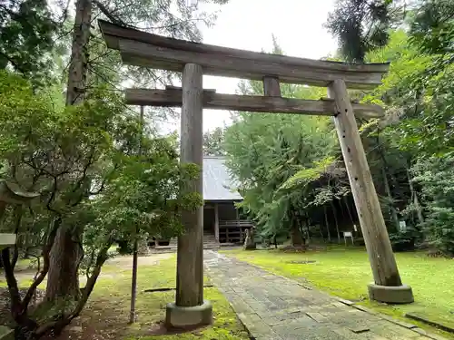 鳥海山大物忌神社蕨岡口ノ宮(山形県)