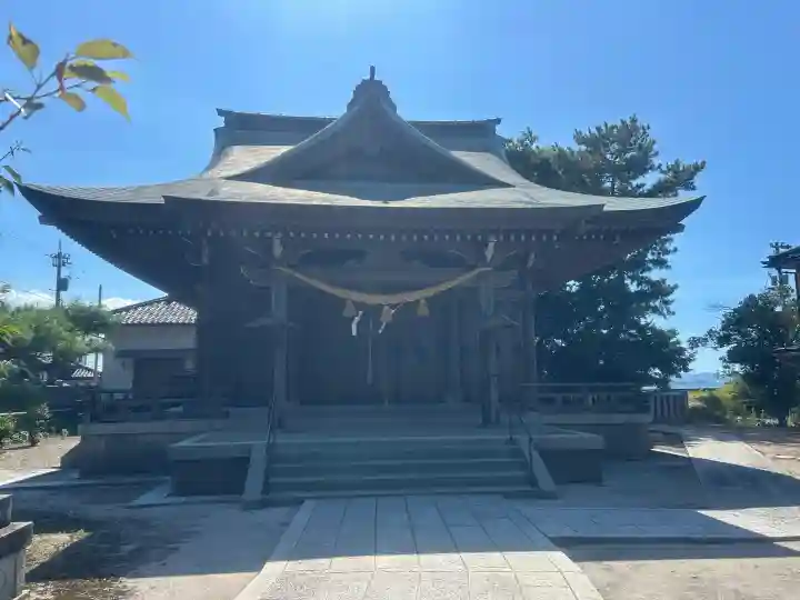 四方神社の{uncategorized: "未分類", other: "その他", undefined: "問題あり", building: "その他建物", grave: "お墓", sacred_gate: "鳥居", guardian: "狛犬", statue: "像", buddha: "仏像", history: "歴史", nature: "自然", garden: "庭園", animal: "動物", pagoda: "塔", temizu: "手水舎", mountain_gate: "山門・神門", sanctuary: "本殿・本堂", subordinate: "末社・摂社", art: "芸術", scenery: "景色", jizo: "地蔵", ema: "絵馬", goshuin: "御朱印", omikuji: "おみくじ", items: "授与品その他", amulet: "お守り", goshuincho: "御朱印帳", eats: "食事", festival: "お祭り", votive_dance: "神楽", shichigosan: "七五三参", wedding: "結婚式", experience: "体験その他", initially: "初詣", around: "周辺", anti_infection: "感染症対策"}
