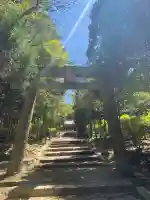 向日神社の{uncategorized: "未分類", other: "その他", undefined: "問題あり", building: "その他建物", grave: "お墓", sacred_gate: "鳥居", guardian: "狛犬", statue: "像", buddha: "仏像", history: "歴史", nature: "自然", garden: "庭園", animal: "動物", pagoda: "塔", temizu: "手水舎", mountain_gate: "山門・神門", sanctuary: "本殿・本堂", subordinate: "末社・摂社", art: "芸術", scenery: "景色", jizo: "地蔵", ema: "絵馬", goshuin: "御朱印", omikuji: "おみくじ", items: "授与品その他", amulet: "お守り", goshuincho: "御朱印帳", eats: "食事", festival: "お祭り", votive_dance: "神楽", shichigosan: "七五三参", wedding: "結婚式", experience: "体験その他", initially: "初詣", around: "周辺", anti_infection: "感染症対策"}