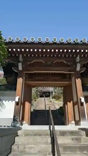 法雲寺の{uncategorized: "未分類", other: "その他", undefined: "問題あり", building: "その他建物", grave: "お墓", sacred_gate: "鳥居", guardian: "狛犬", statue: "像", buddha: "仏像", history: "歴史", nature: "自然", garden: "庭園", animal: "動物", pagoda: "塔", temizu: "手水舎", mountain_gate: "山門・神門", sanctuary: "本殿・本堂", subordinate: "末社・摂社", art: "芸術", scenery: "景色", jizo: "地蔵", ema: "絵馬", goshuin: "御朱印", omikuji: "おみくじ", items: "授与品その他", amulet: "お守り", goshuincho: "御朱印帳", eats: "食事", festival: "お祭り", votive_dance: "神楽", shichigosan: "七五三参", wedding: "結婚式", experience: "体験その他", initially: "初詣", around: "周辺", anti_infection: "感染症対策"}