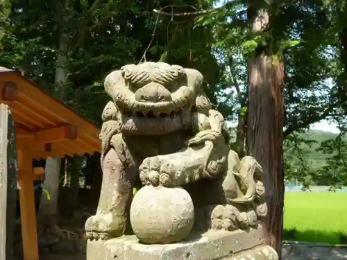 高司神社〜むすびの神の鎮まる社〜の狛犬