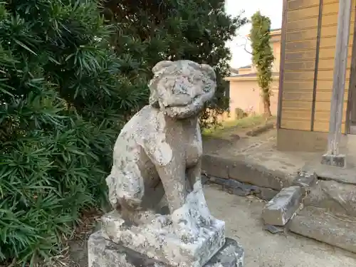 羽黒神社の狛犬