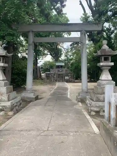 神明社（西お宮）の鳥居