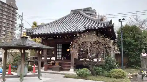 宝勝山　南藏院   蓮光寺の本殿・本堂