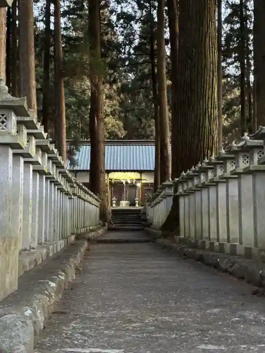 山宮浅間神社の{uncategorized: "未分類", other: "その他", undefined: "問題あり", building: "その他建物", grave: "お墓", sacred_gate: "鳥居", guardian: "狛犬", statue: "像", buddha: "仏像", history: "歴史", nature: "自然", garden: "庭園", animal: "動物", pagoda: "塔", temizu: "手水舎", mountain_gate: "山門・神門", sanctuary: "本殿・本堂", subordinate: "末社・摂社", art: "芸術", scenery: "景色", jizo: "地蔵", ema: "絵馬", goshuin: "御朱印", omikuji: "おみくじ", items: "授与品その他", amulet: "お守り", goshuincho: "御朱印帳", eats: "食事", festival: "お祭り", votive_dance: "神楽", shichigosan: "七五三参", wedding: "結婚式", experience: "体験その他", initially: "初詣", around: "周辺", anti_infection: "感染症対策"}