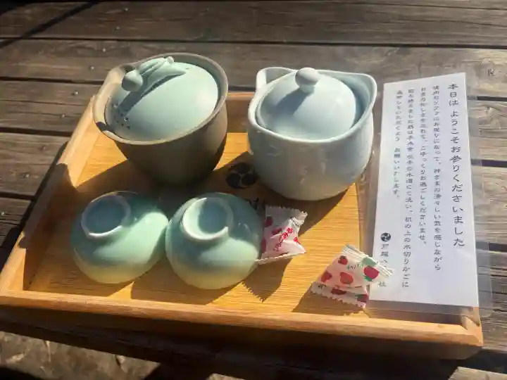 戸越八幡神社の{uncategorized: "未分類", other: "その他", undefined: "問題あり", building: "その他建物", grave: "お墓", sacred_gate: "鳥居", guardian: "狛犬", statue: "像", buddha: "仏像", history: "歴史", nature: "自然", garden: "庭園", animal: "動物", pagoda: "塔", temizu: "手水舎", mountain_gate: "山門・神門", sanctuary: "本殿・本堂", subordinate: "末社・摂社", art: "芸術", scenery: "景色", jizo: "地蔵", ema: "絵馬", goshuin: "御朱印", omikuji: "おみくじ", items: "授与品その他", amulet: "お守り", goshuincho: "御朱印帳", eats: "食事", festival: "お祭り", votive_dance: "神楽", shichigosan: "七五三参", wedding: "結婚式", experience: "体験その他", initially: "初詣", around: "周辺", anti_infection: "感染症対策"}