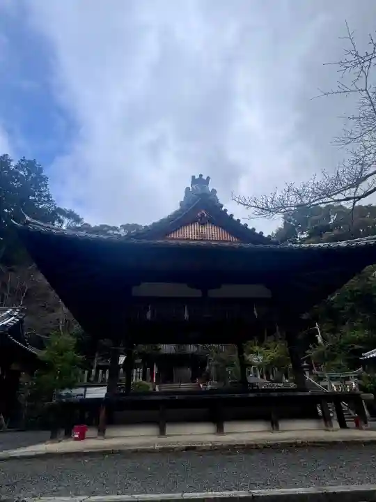 石座神社の{uncategorized: "未分類", other: "その他", undefined: "問題あり", building: "その他建物", grave: "お墓", sacred_gate: "鳥居", guardian: "狛犬", statue: "像", buddha: "仏像", history: "歴史", nature: "自然", garden: "庭園", animal: "動物", pagoda: "塔", temizu: "手水舎", mountain_gate: "山門・神門", sanctuary: "本殿・本堂", subordinate: "末社・摂社", art: "芸術", scenery: "景色", jizo: "地蔵", ema: "絵馬", goshuin: "御朱印", omikuji: "おみくじ", items: "授与品その他", amulet: "お守り", goshuincho: "御朱印帳", eats: "食事", festival: "お祭り", votive_dance: "神楽", shichigosan: "七五三参", wedding: "結婚式", experience: "体験その他", initially: "初詣", around: "周辺", anti_infection: "感染症対策"}
