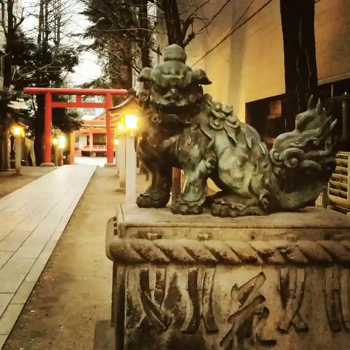 花園神社の狛犬