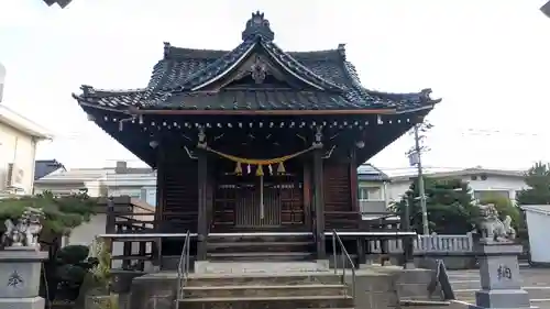 諏訪社の本殿・本堂