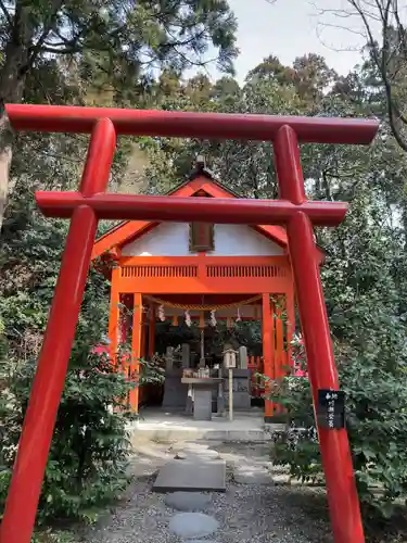 春日山神社の鳥居